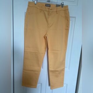 Chico's Yellow Straight Leg Jeans with Chic Style